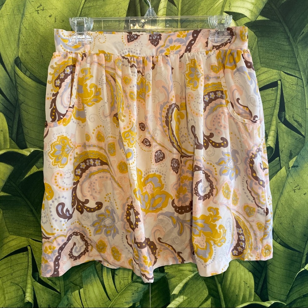 Fall paisley print skirt with pockets